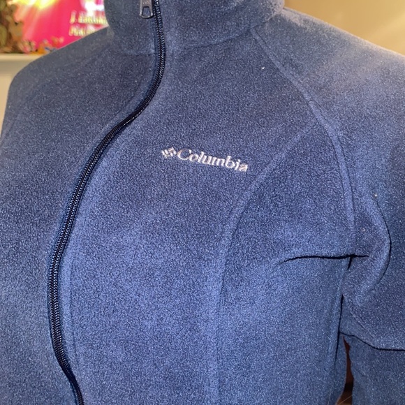 Columbia - Picture 2 of 3